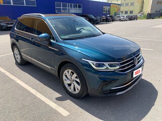 2022 Volkswagen Tiguan II Рестайлинг, синий, 2475000 рублей, вид 2
