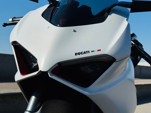 2021 Ducati Panigale V2, белый, 1560000 рублей - вид 11