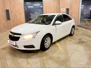 2011 Chevrolet Cruze I, белый, 400000 рублей, вид 1