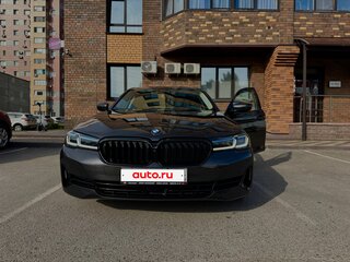 2021 BMW 5 серии 530e VII (G30/G31/G38) Рестайлинг, серый, 4790000 рублей, вид 2