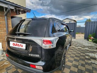2013 Mitsubishi Outlander III, чёрный, 1069000 рублей, вид 4