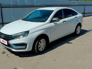 2023 Lada (ВАЗ) Vesta I Рестайлинг (NG), белый, 900000 рублей, вид 1
