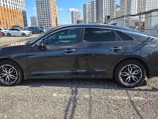 2021 Kia K5 III, серый, 2700000 рублей, вид 4