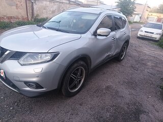 2015 Nissan X-Trail III, серебристый, 1050000 рублей, вид 1