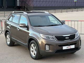 2018 Kia Sorento II Рестайлинг, бежевый, 2097000 рублей, вид 4