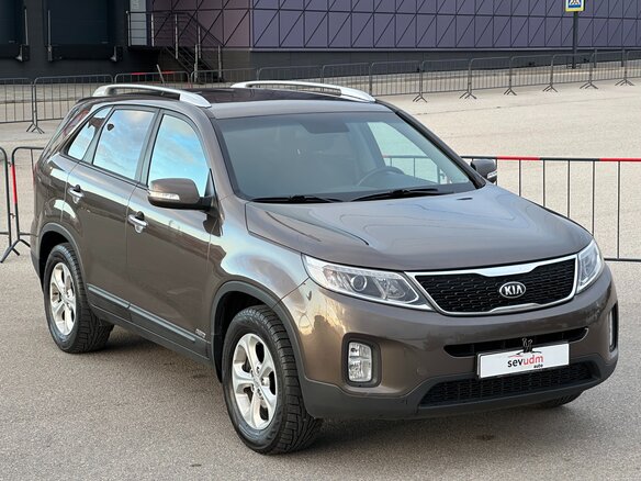 2018 Kia Sorento II Рестайлинг, бежевый, 2097000 рублей - вид 3