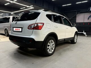 2013 Nissan Qashqai I Рестайлинг, белый, 970000 рублей, вид 3