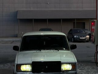 2004 Lada (ВАЗ) 2107, белый, 115000 рублей, вид 2