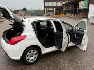 2012 Peugeot 308 I Рестайлинг, белый, 475000 рублей, вид 3