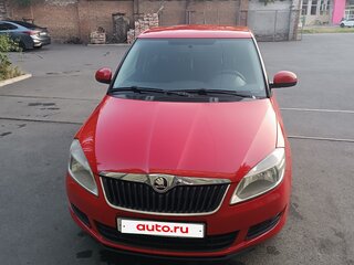 2013 Skoda Fabia II Рестайлинг, красный, 600000 рублей, вид 1