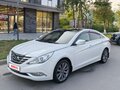 2011 Hyundai Sonata VI (YF), белый, 1320000 рублей