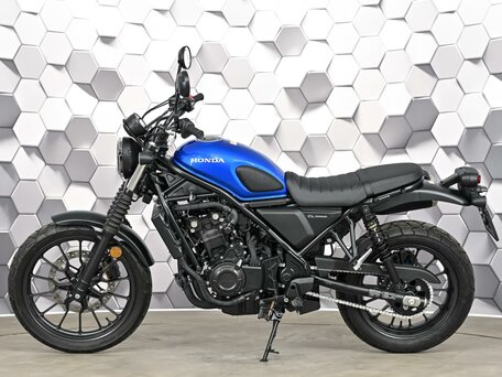 2025 Honda CL 500, синий, 749000 рублей, вид 4