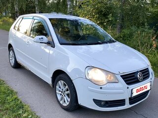 2008 Volkswagen Polo IV Рестайлинг, белый, 325000 рублей, вид 2
