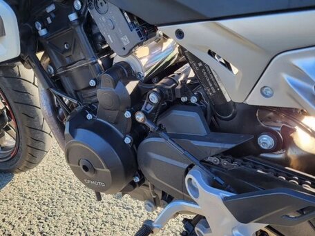 2024 CFMoto 800NK, белый, 670000 рублей, вид 4