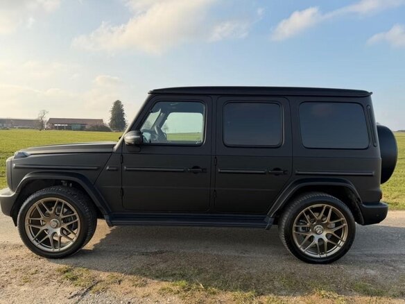 2025 Mercedes-Benz G-Класс 450 d III (W465) Рестайлинг, чёрный - вид 3