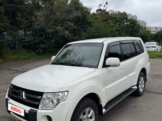 2011 Mitsubishi Pajero IV, белый, 1555000 рублей, вид 2