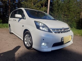 2010 Toyota ISis I Рестайлинг, белый, 1219000 рублей, вид 3