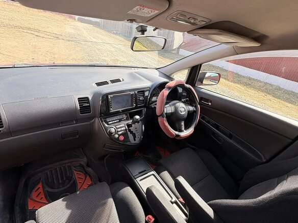 2003 Toyota Wish I, красный, 660000 рублей - вид 3