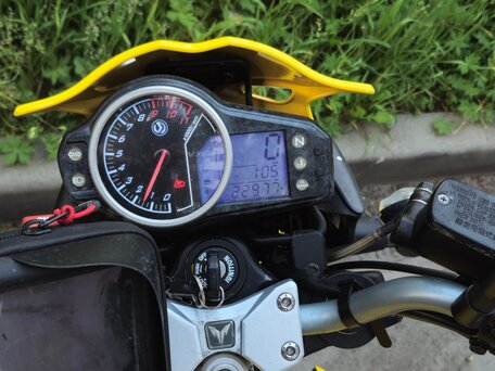 2012 Sym Wolf T2, жёлтый, 165000 рублей, вид 3