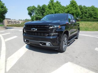 2020 Chevrolet Silverado Crew Cab IV (T1XX), чёрный, 5900000 рублей, вид 2