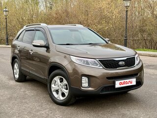 2015 Kia Sorento II Рестайлинг, коричневый, 1530000 рублей, вид 1