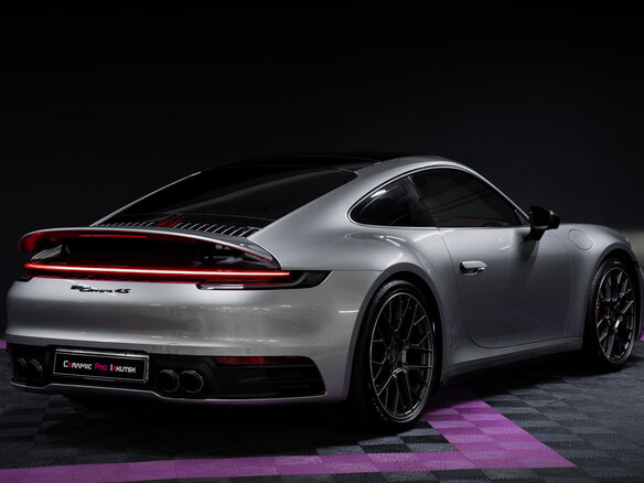 2020 Porsche 911 Carrera 4S VIII (992), серый, 16500000 рублей - вид 8