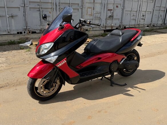 2001 Yamaha TMAX, красный, 299000 рублей