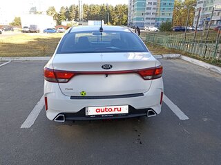 2021 Kia Rio IV Рестайлинг, белый, 1160000 рублей, вид 4