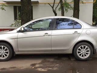 2011 Mitsubishi Lancer X Рестайлинг, серебристый, 1300000 рублей, вид 5