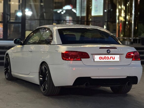 2010 BMW 3 серии 335i V (E90/E91/E92/E93), белый, 2200000 рублей - вид 14