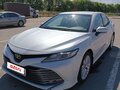 2020 Toyota Camry VIII (XV70), белый, 2499000 рублей