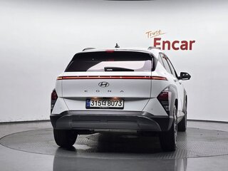 2023 Hyundai Kona II (SX2), белый, 2940000 рублей, вид 3