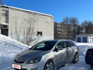2012 Opel Astra J, серебристый, 630000 рублей, вид 1