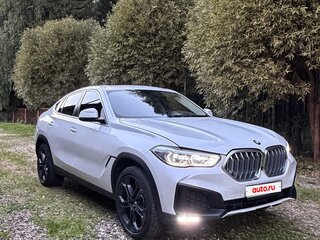 2020 BMW X6 40i III (G06), белый, 7114000 рублей, вид 3
