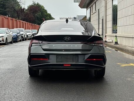 2023 Hyundai Elantra VII (CN7), серый, 1550000 рублей, вид 3