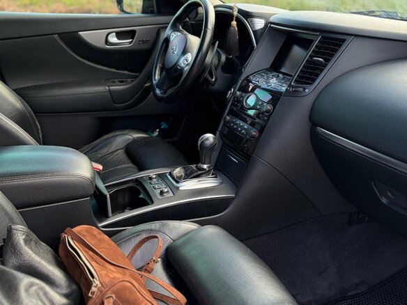 2012 Infiniti FX37 II (S51), чёрный, 2000000 рублей - вид 6
