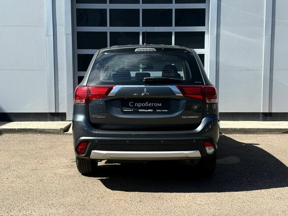 2015 Mitsubishi Outlander III Рестайлинг 2, серый - вид 3