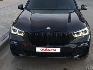 2019 BMW X5 30d IV (G05/G18), чёрный, 6300000 рублей, вид 2