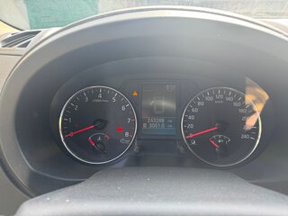 2011 Nissan X-Trail II Рестайлинг, серебристый, 920000 рублей, вид 4