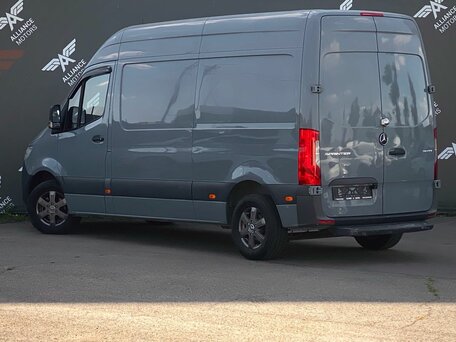 2018 Mercedes-Benz Sprinter, серый, 3195000 рублей, вид 5