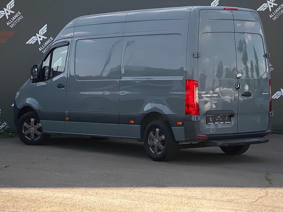 2018 Mercedes-Benz Sprinter, серый - вид 4