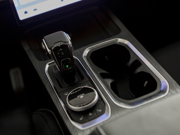2024 Jaecoo J7 I, чёрный, 3729900 рублей - вид 29