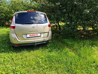 2011 Renault Scenic Grand III, бежевый, 600000 рублей, вид 3