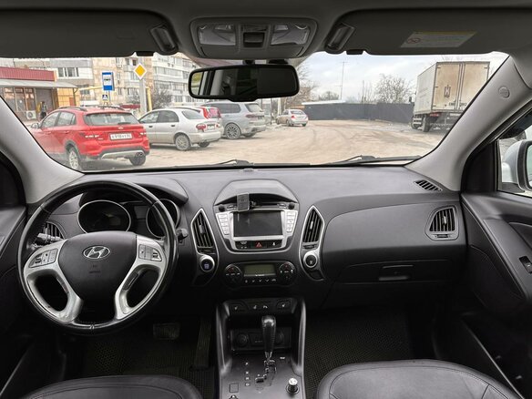 2013 Hyundai ix35 I, серый, 1580000 рублей - вид 8