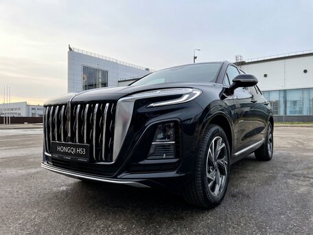 2025 Hongqi HS3, чёрный, 3190000 рублей, вид 4