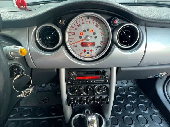 2006 Mini Hatch Cooper I (R50), белый, 560000 рублей - вид 7