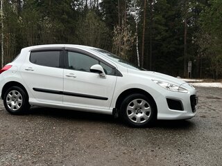 2011 Peugeot 308 I Рестайлинг, белый, 570000 рублей, вид 5