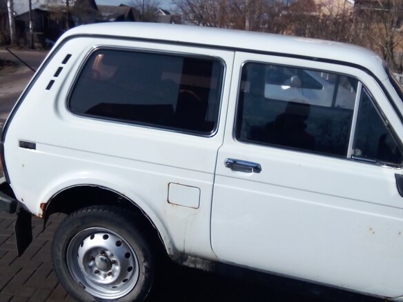 1998 Lada (ВАЗ) 2121 (4x4) I Рестайлинг, белый, 185000 рублей - вид 5