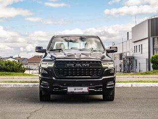 2026 Ram 1500 Crew Cab V Рестайлинг, чёрный, 12115500 рублей, вид 3