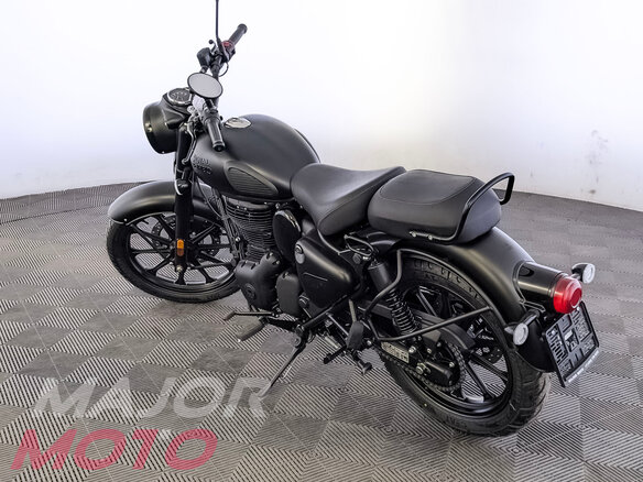 2026 Royal Enfield Classic 350, чёрный, 520000 рублей - вид 4